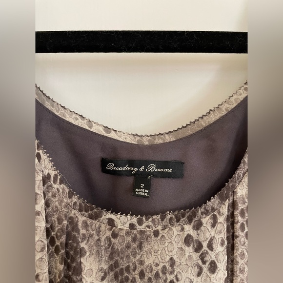 Snake print Silk Dress by Broadway & Broome. Size 2. - Picture 5 of 5